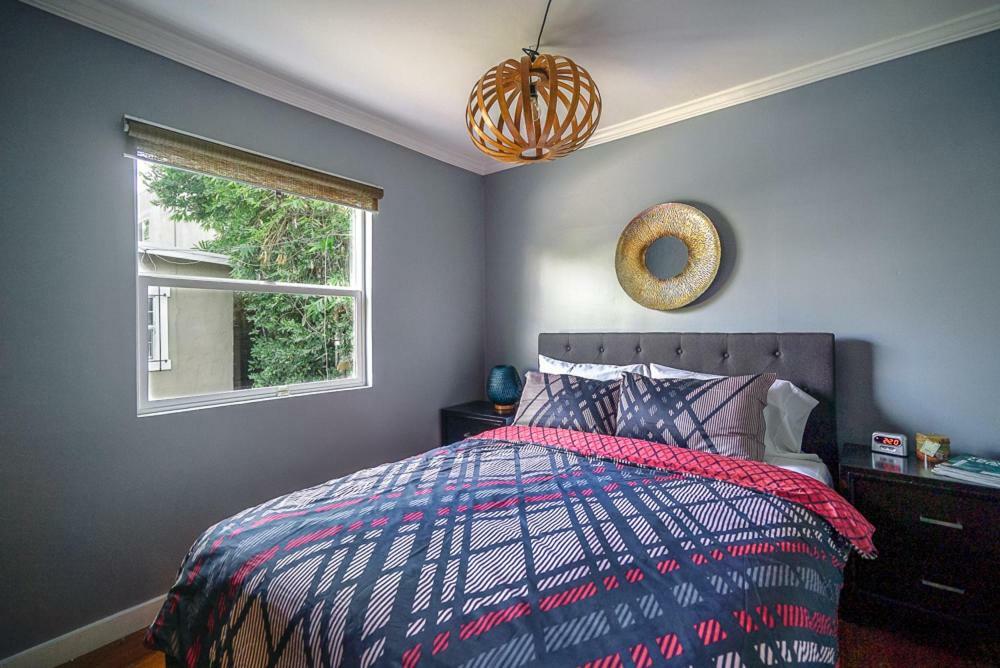 Stylish 2 Bed & 2 Bath At The Heart Of Hollywood With Free Parking - One Car Only Apartment ลอสแอนเจลิส ภายนอก รูปภาพ