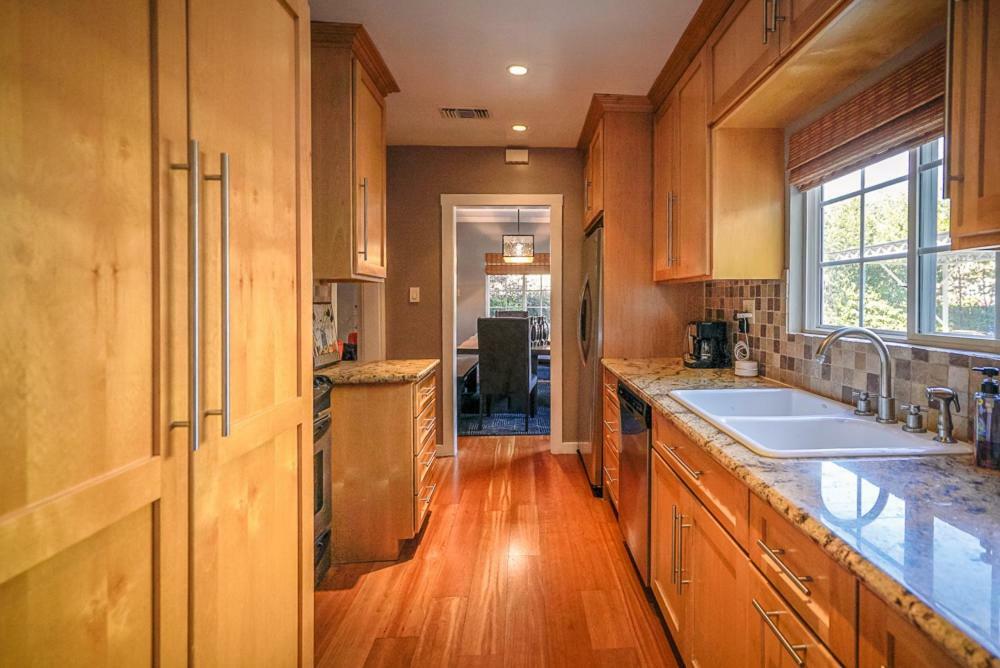 Stylish 2 Bed & 2 Bath At The Heart Of Hollywood With Free Parking - One Car Only Apartment ลอสแอนเจลิส ภายนอก รูปภาพ